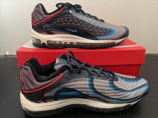  — Nike Air Max Deluxe