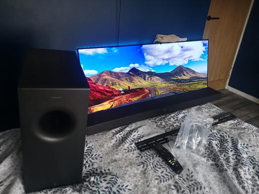  — LG oled 65"tv and soundbar