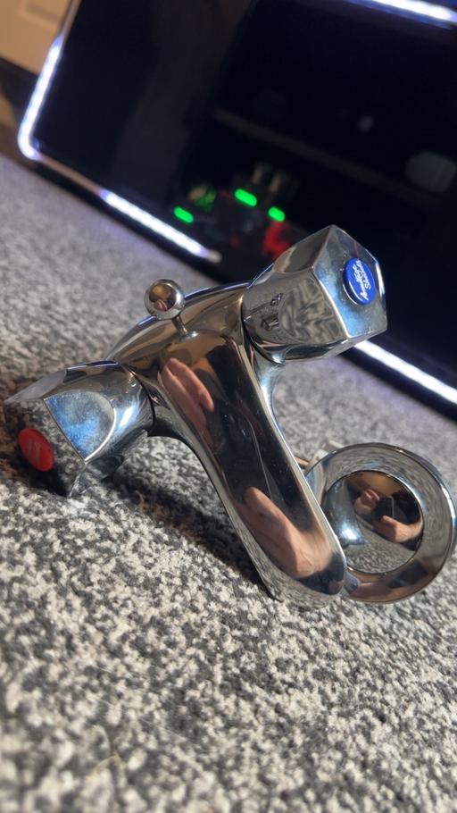  — Bathroom tap