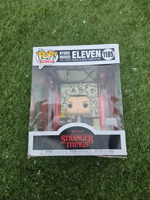  — POP Deluxe Stranger Things: ELEVEN