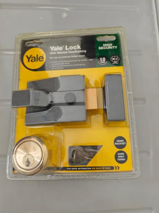  — Yale lock