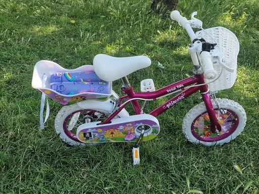 Girls bike