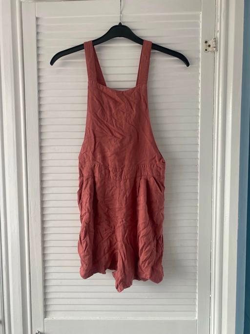  — Dark pink jumpsuit