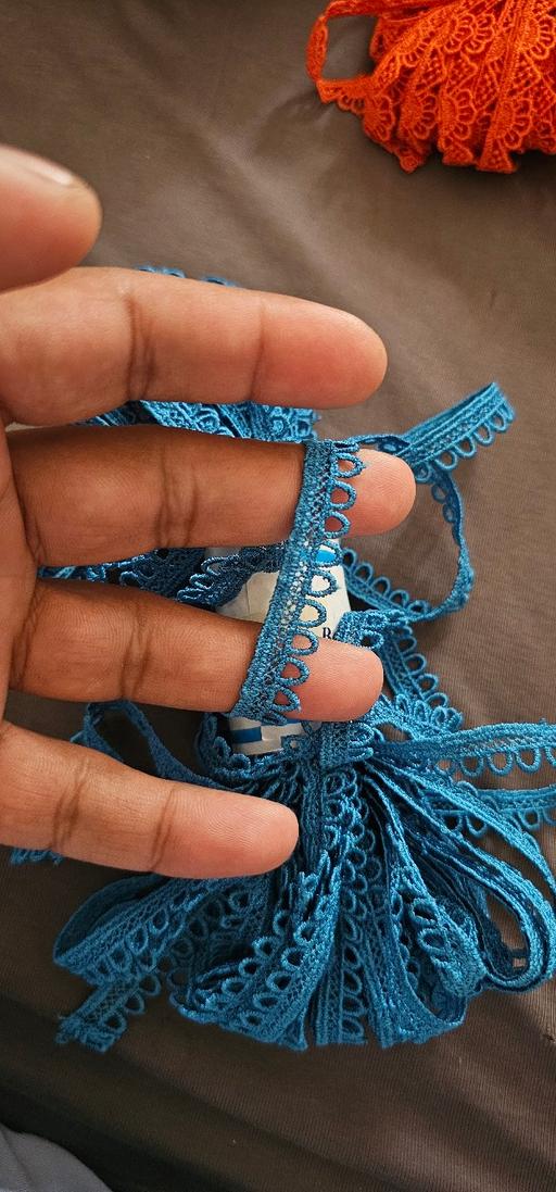  — full lace 14 yard for £4