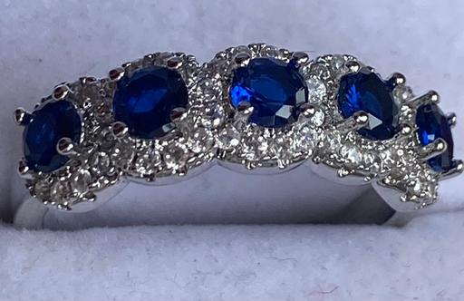  — Jewellery unmarked silver sapphire ring 3.75c