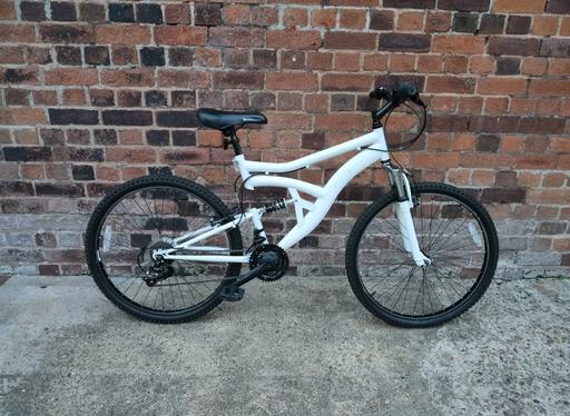 — Hyper Revo 26 Inch Mountain Bike - Men's.