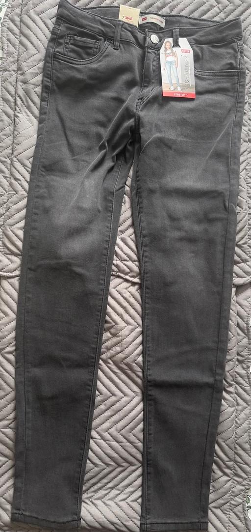  — Girls 14 years Levi skinny jeans