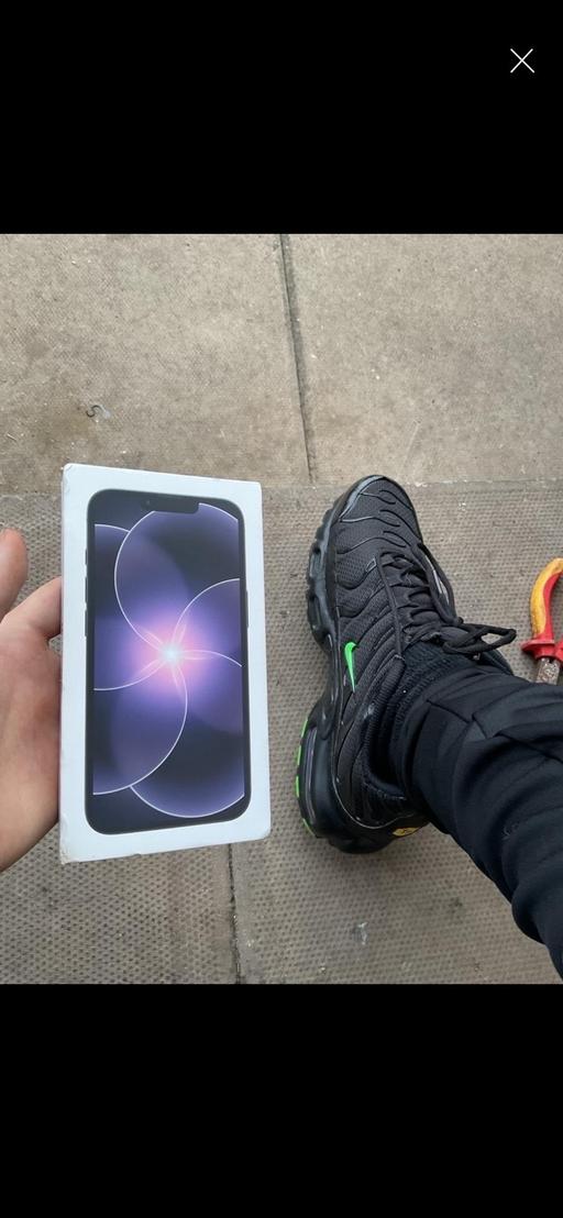  — iPhone 17e 256gb - Brand New