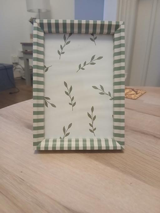  — Photo Frame New