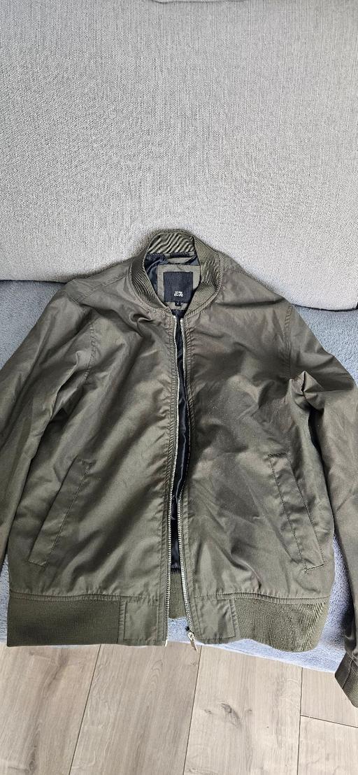  — Mens Khaki bomber jacket