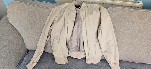  — Cream bomber jacket
