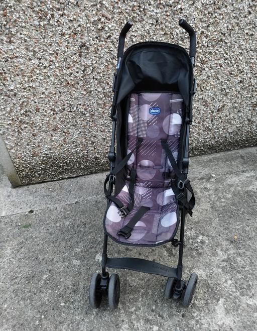  — Chicco London Lightweight Stroller pram