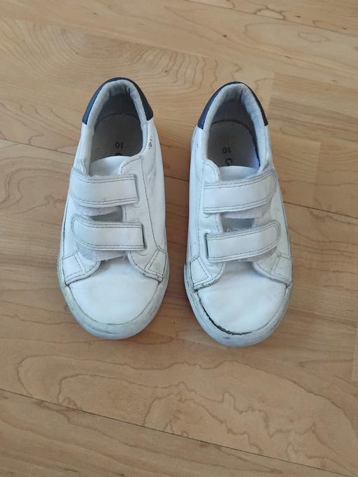  — Trainers 10