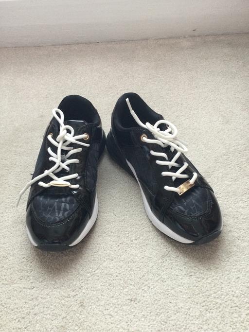  — River Island trainers size 1*