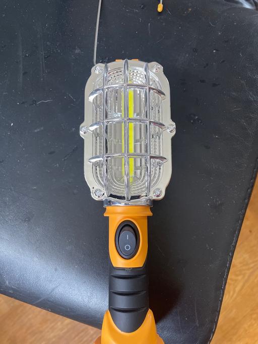  — Handy brite. Light JML