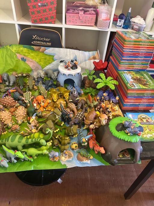  — Deagostini Dinosaur & Friends Complete Set