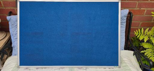  — Large Notice Board