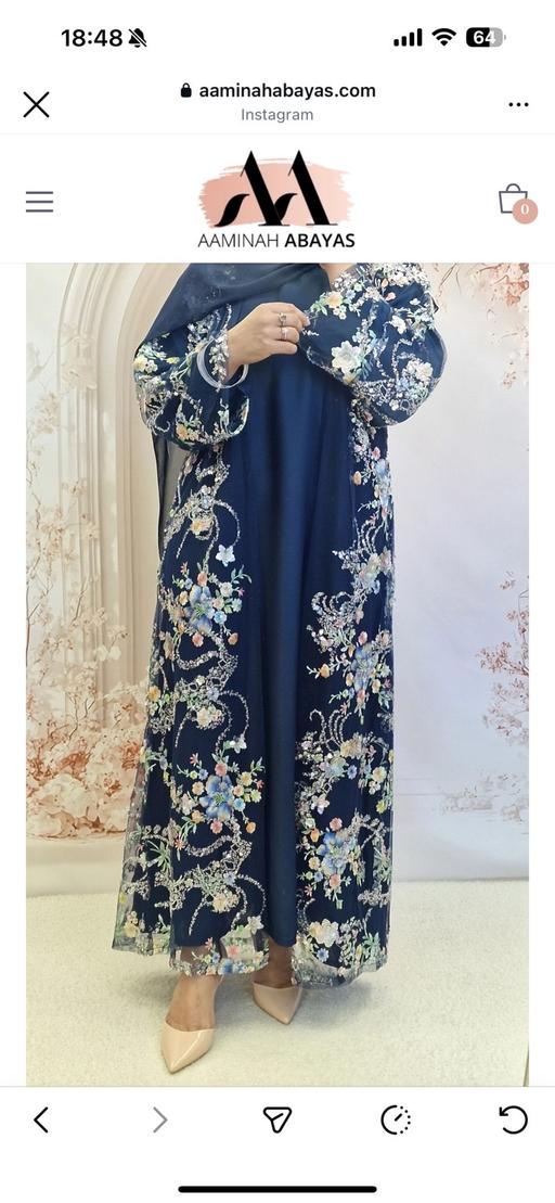  — Ladies abaya