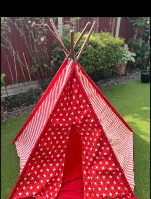  — Teepee play tent