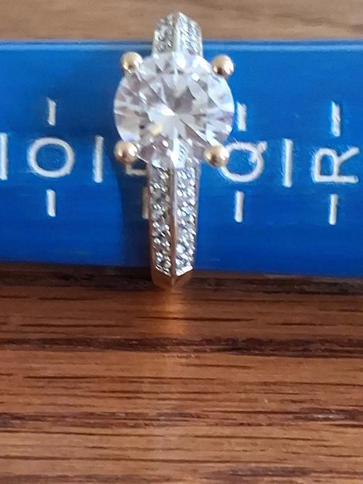  — 9ct Ring .