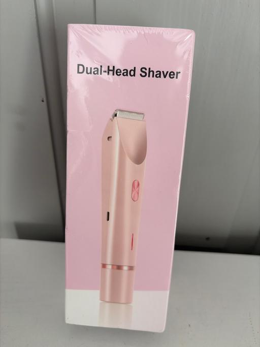  — Rohs dual head shaver