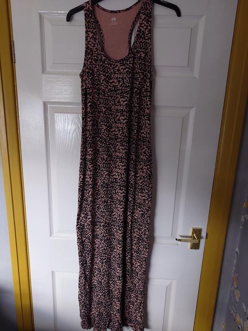  — Women's patterned maxi dress size S