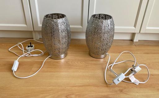  — 2x silver Moroccan table lamps