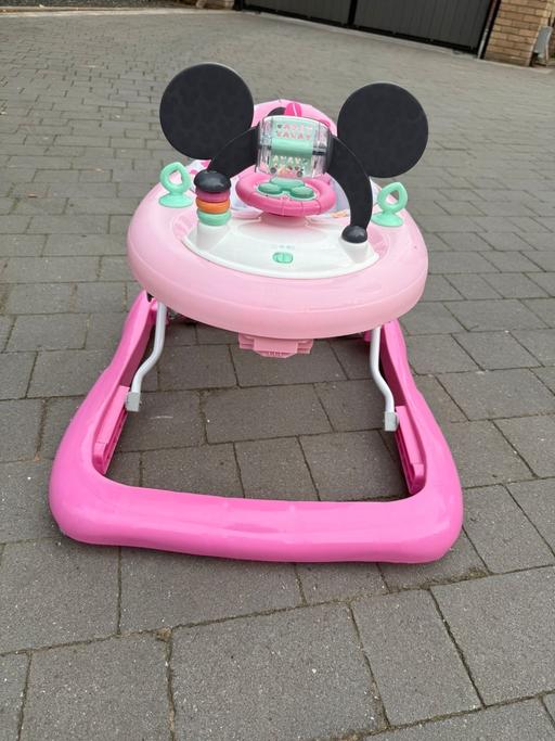  — Baby bouncer and walker