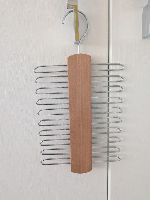  — tie scarf hanger