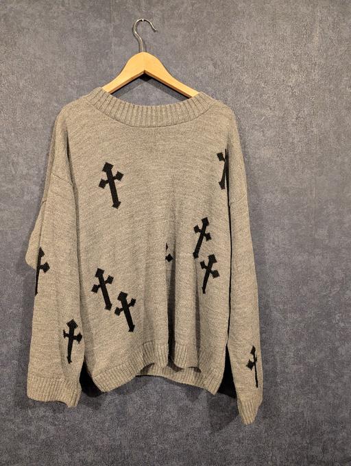  — oversized jumper