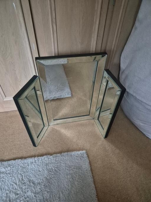 — Large Triple Folding Bevelled Dressing Table