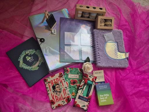  — Gift Bundle Frida Kahlo Stationery Journal No