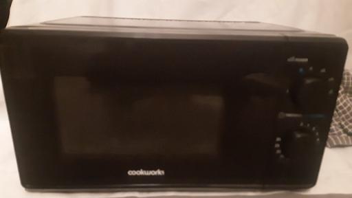  — Microwave Cooker