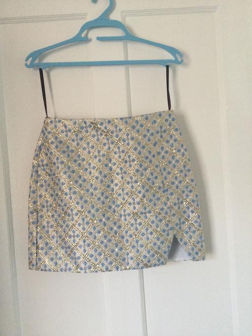  — River Island mini skirt size 8