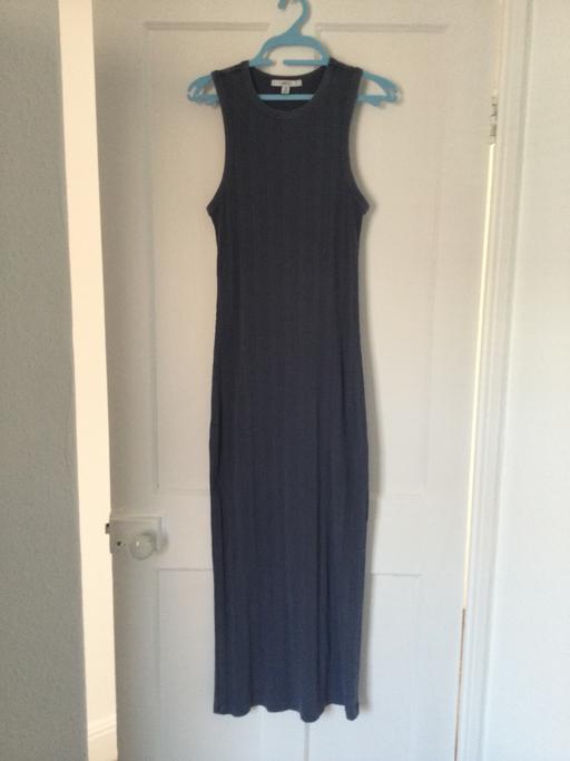  — Maxi dress size 10