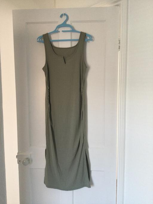  — Maxi dress size M
