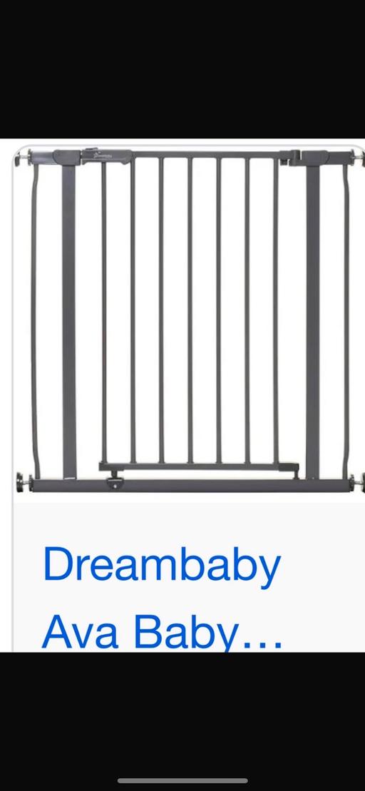  — Stair gate