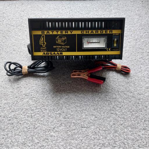  — ABSAAR BATTERY CHARGER 12v 4.0 Ad.c 6 A rms