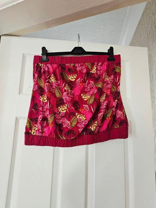  — Next strapless top..size 14..would fit a 16