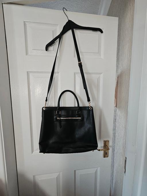 — Large bag..excellent condition