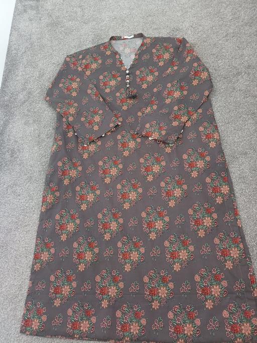  — BRAND NEW  LONG DRESS