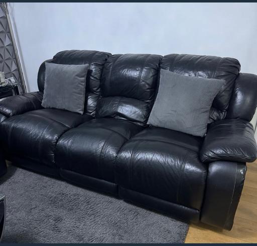  — REDUCED PRICE Black leather sofa