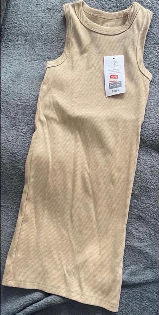  — Girls slim fit dress age 5/6 years