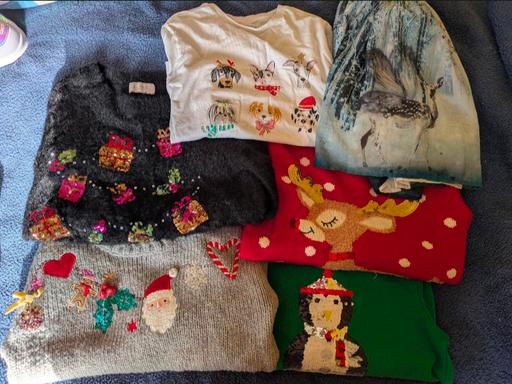  — girls christmas clothes bundle 9-10/10-11