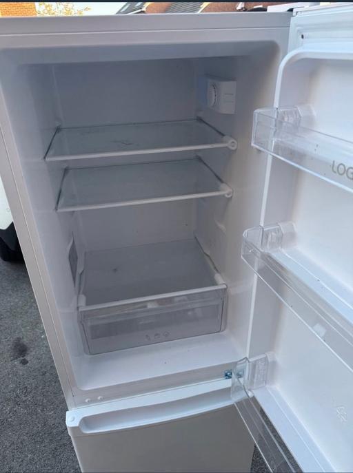  — Fridge freezer