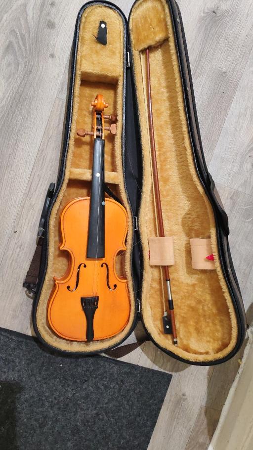  — Violin