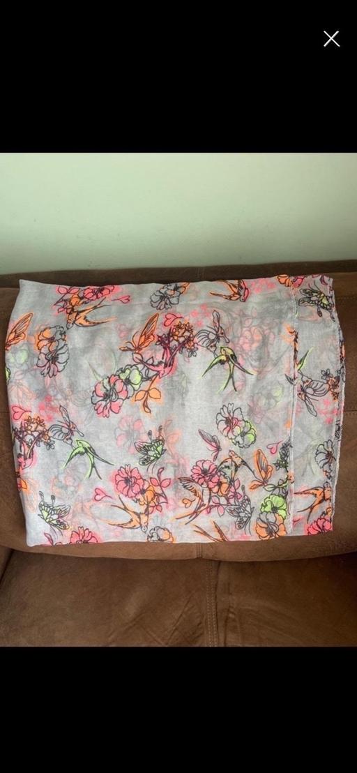  — Large Sarong/Pashmina/Shawl/Scarf