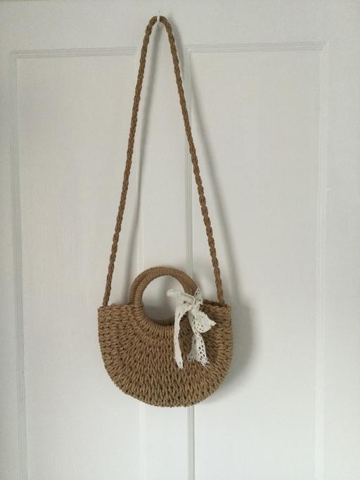  — Girls bag