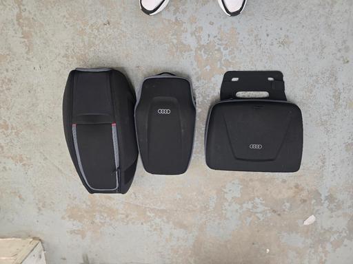  — Audi Genuine Accessories Bundle