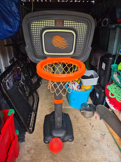 — basketball hoop